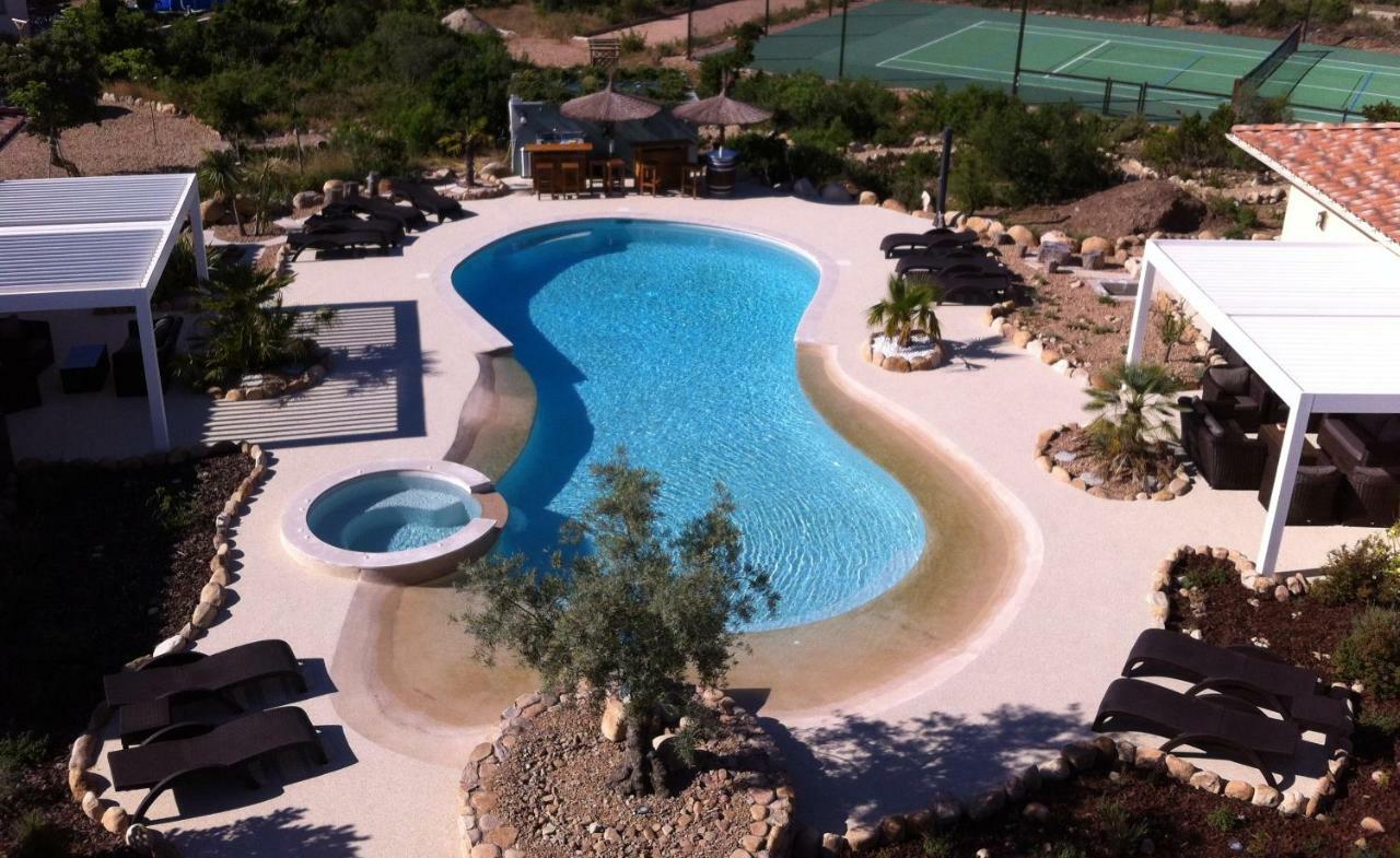 L'Hacienda Piscine Chauffee A 28, Spa, Boulodrome Et Court De Tennis Prives, 2 Villas Independantes Порто-Веккьо Экстерьер фото